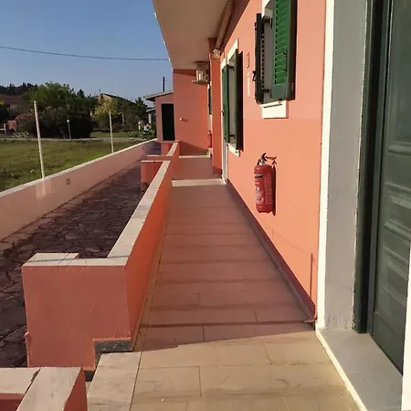 Ektor @swimming Pool 斯达林