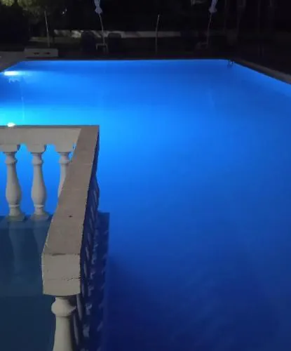 Ektor @swimming Pool Lejlighed *